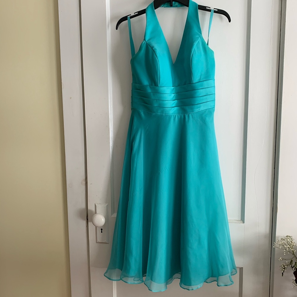 🌹 Worn once. Bridesmaid.